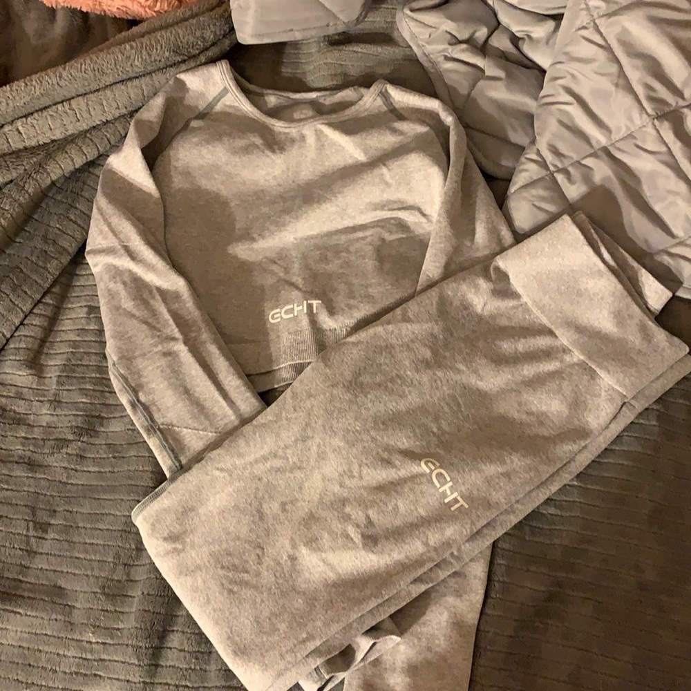 Leggings (M) and top (S)